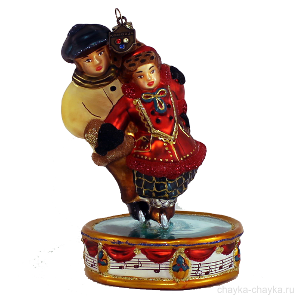 На катке